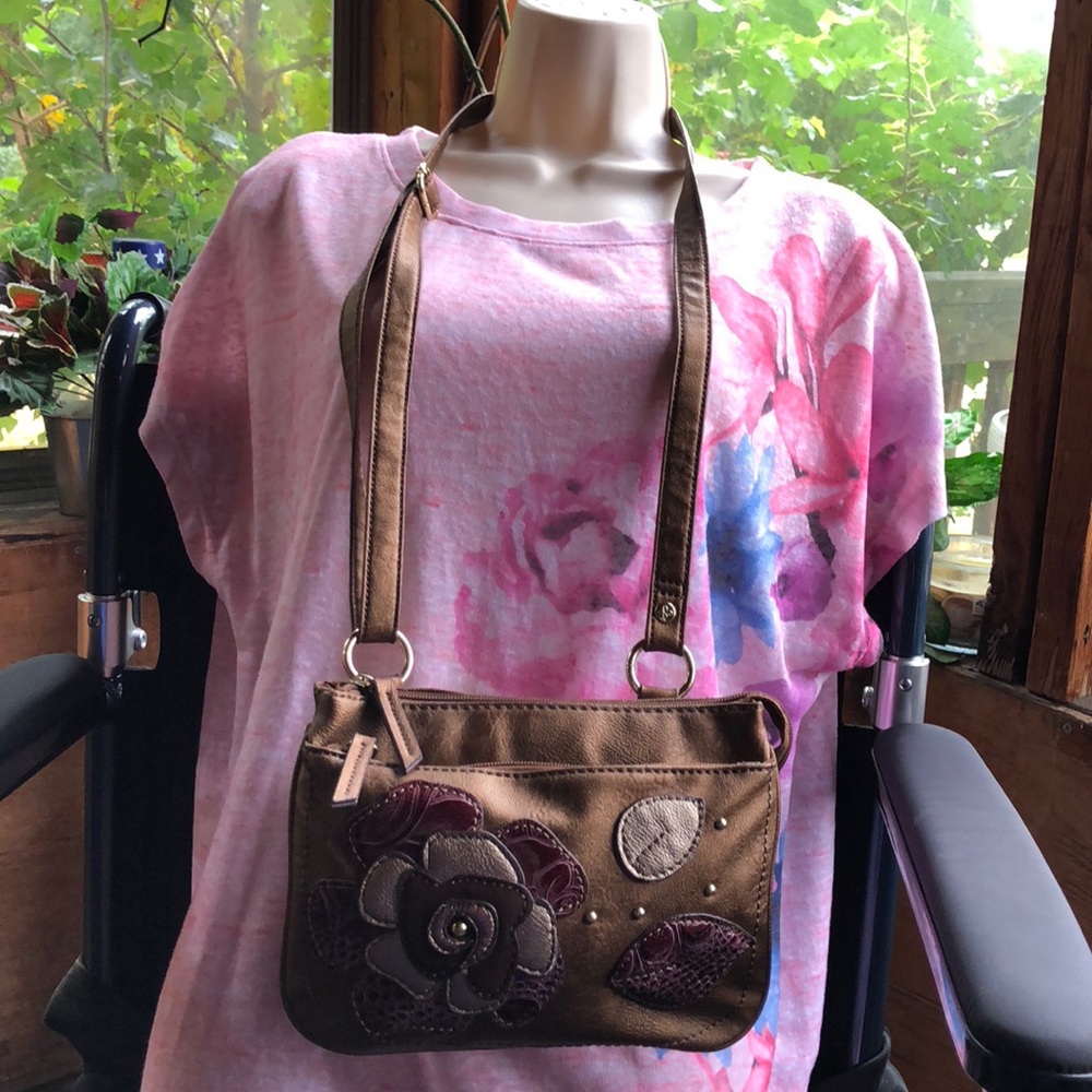 Relic Cross Body Purse